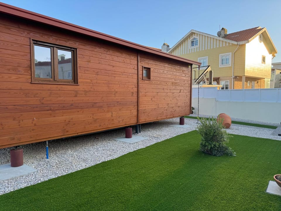 Property building, Garden