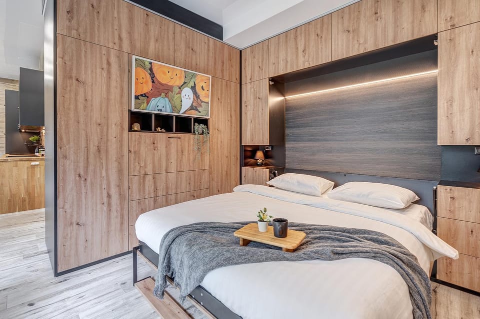 Bed, Bedroom