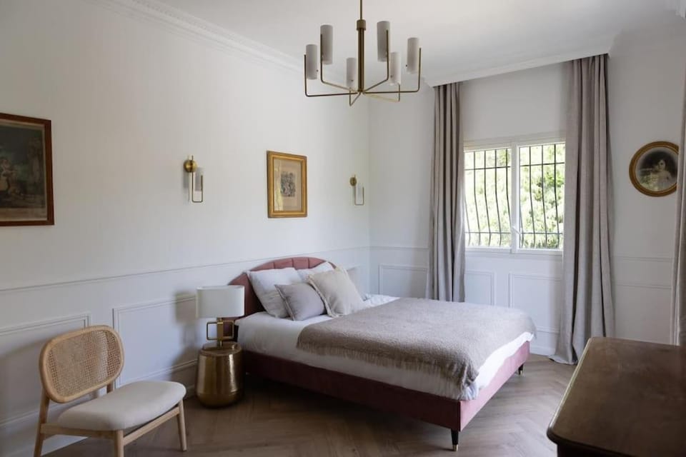 Beach front Villa Cap D'Antibes Villa in Antibes