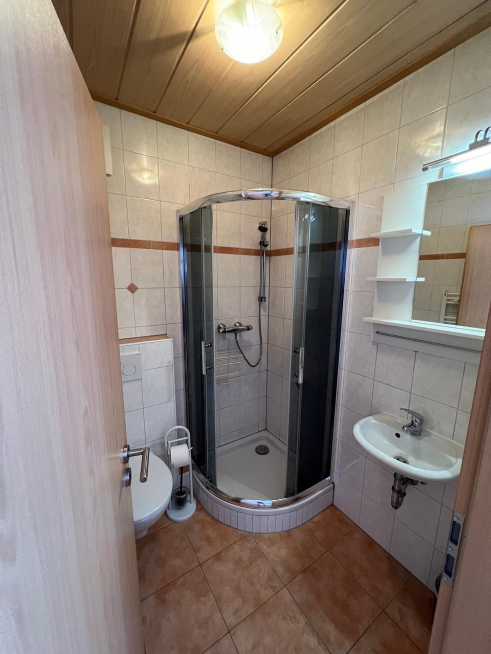 Shower, Toilet, Bathroom