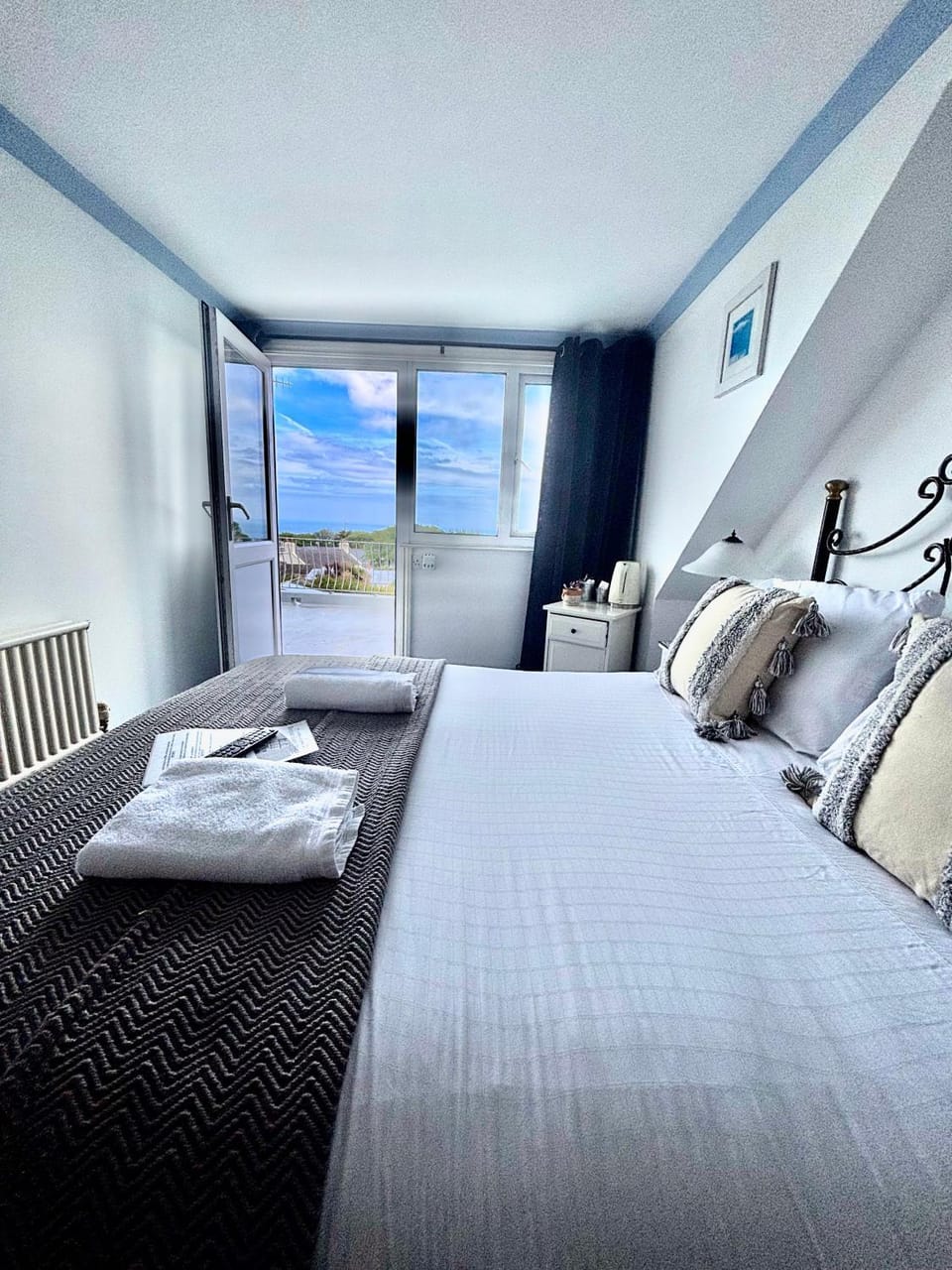 Bonjour Guest house Bed and Breakfast in Europe