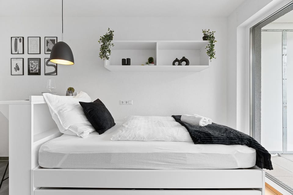 Bed, Bedroom