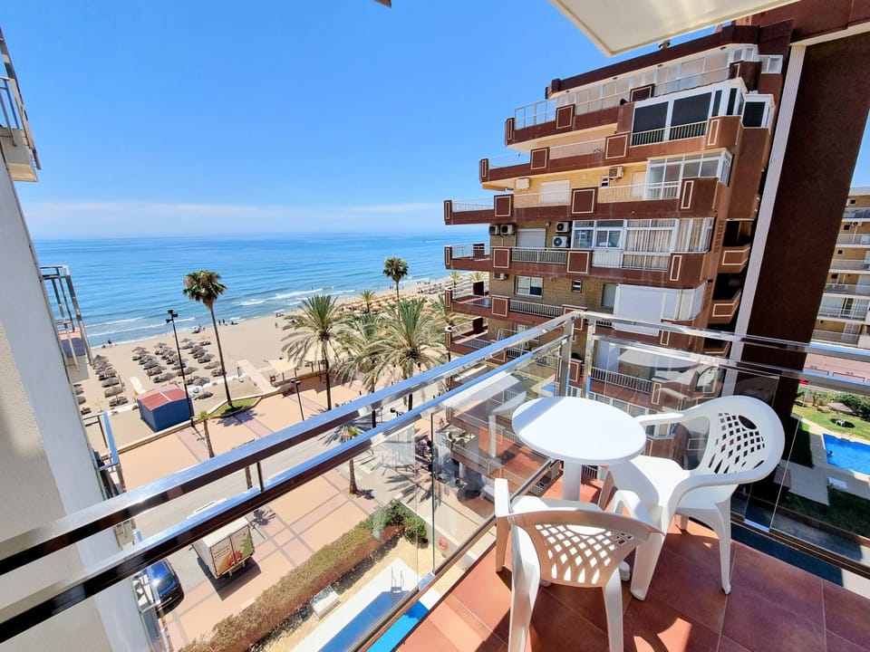 Property building, View (from property/room), Balcony/Terrace, Beach, Sea view