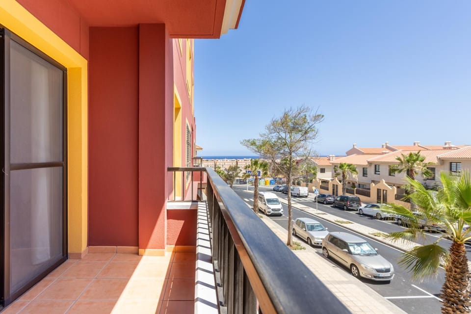Property building, Off site, Balcony/Terrace