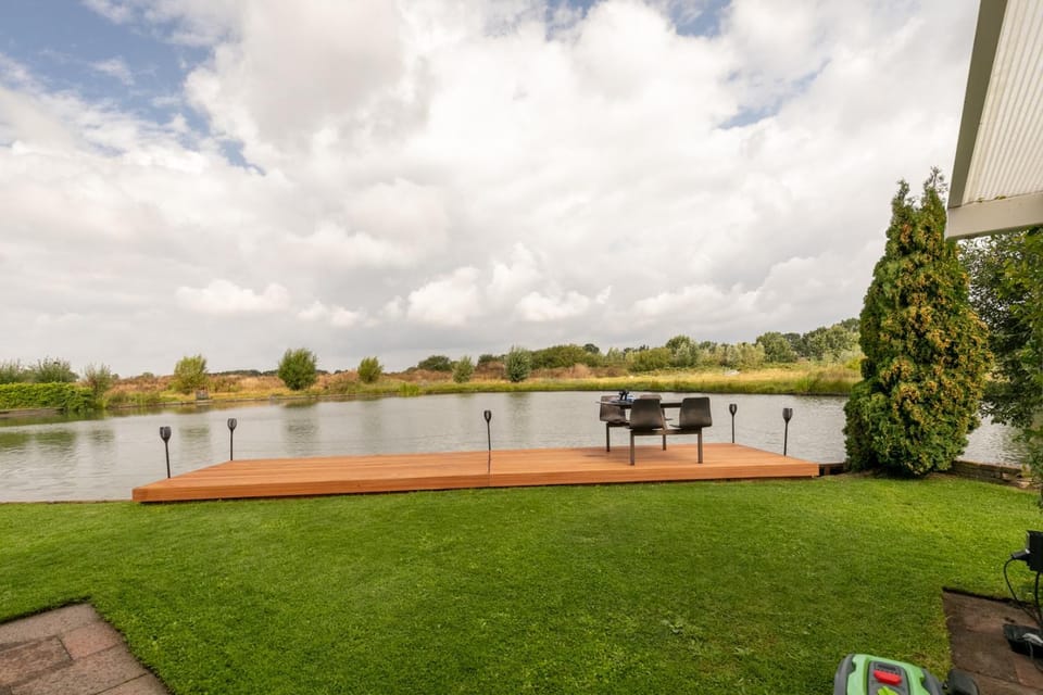 Klein thuis aan het water Chalet in North Brabant (province)