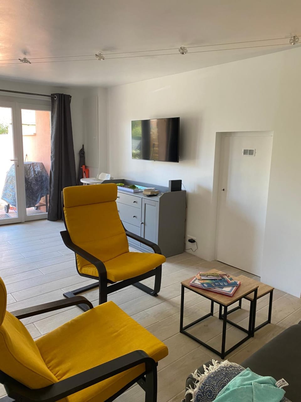 TV and multimedia, Living room