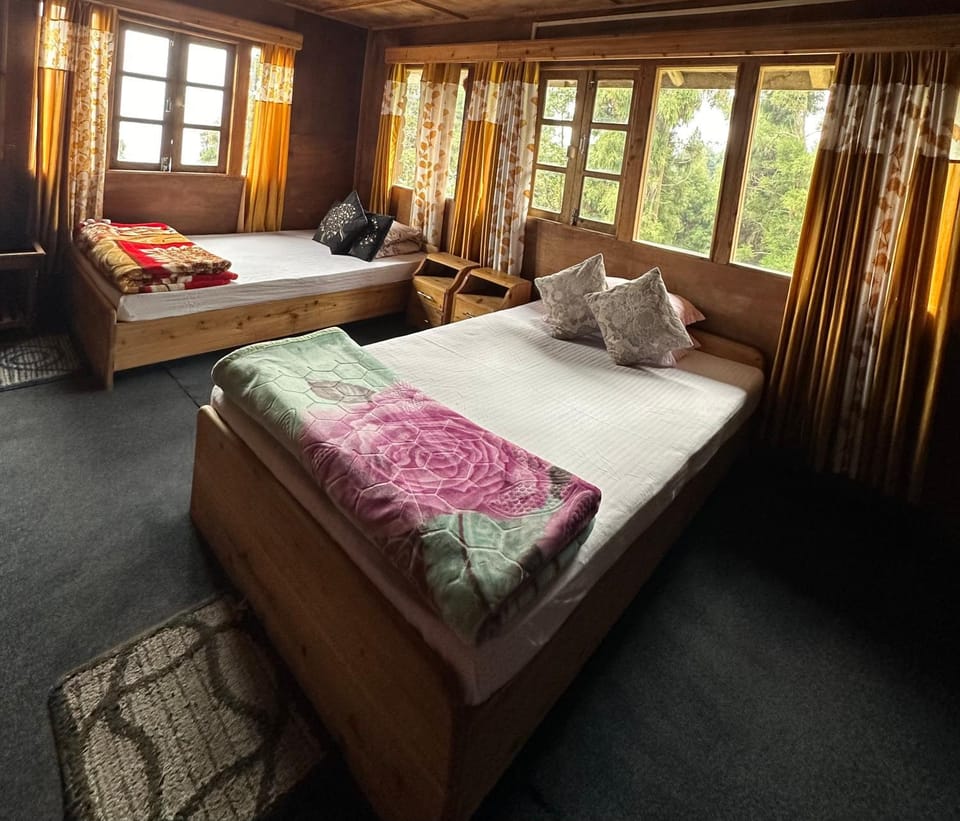 Himalayan view point Vacation rental in India