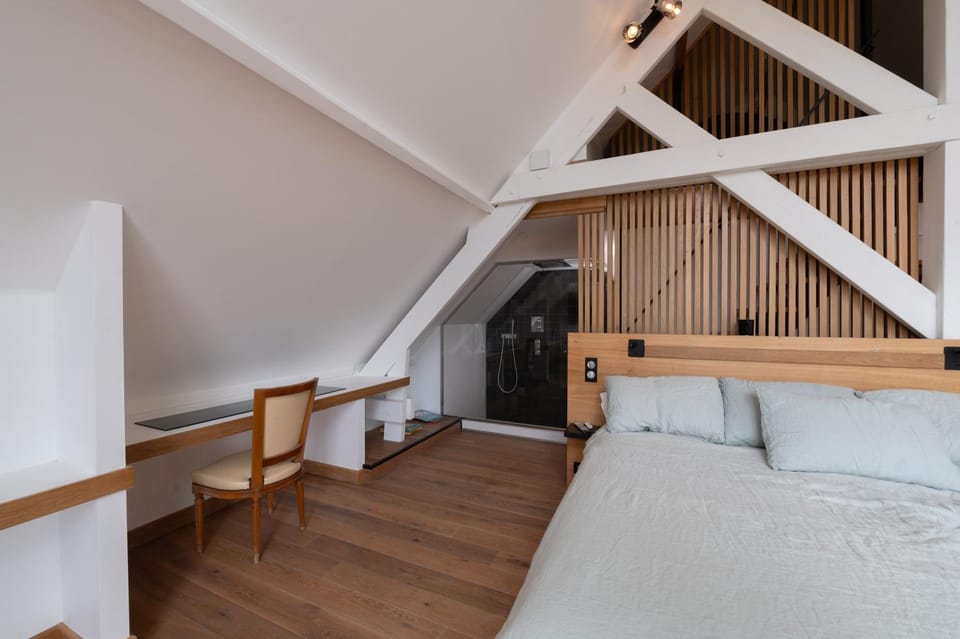 Property building, Living room