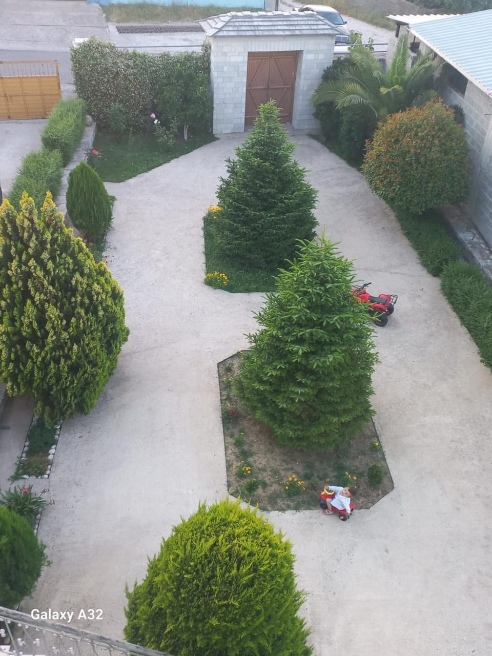 Garden, Parking