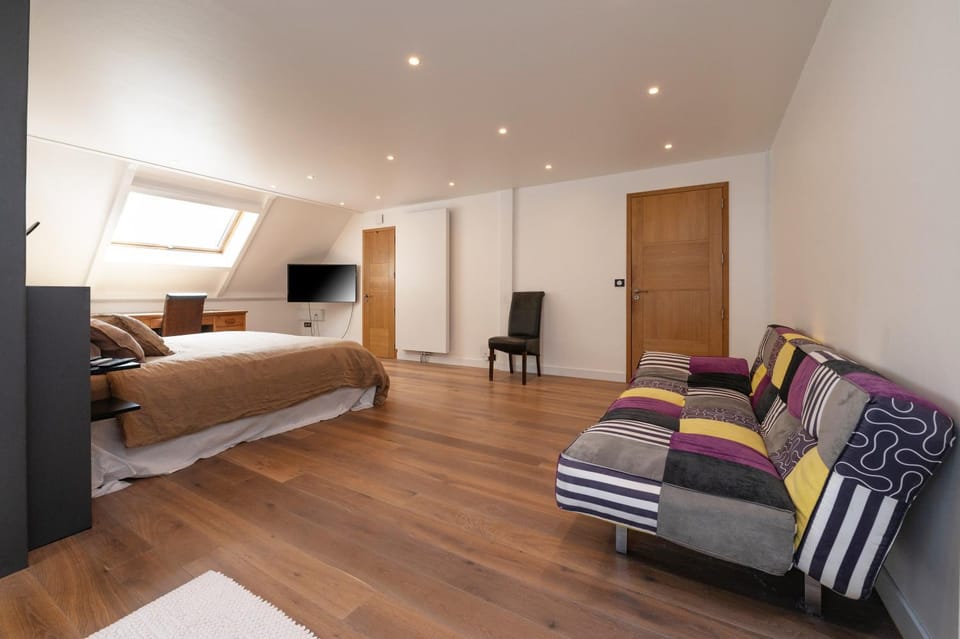 Property building, Living room