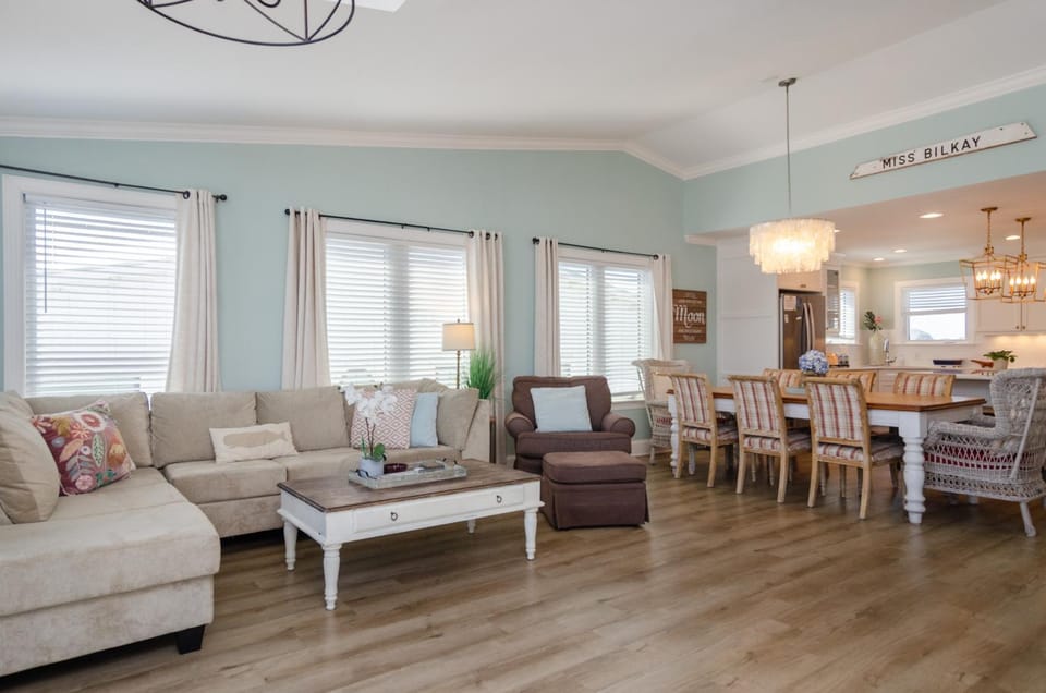 Seaside Seagull by Bryant Real Estate House in Wrightsville Beach