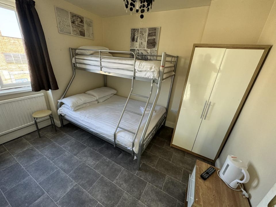 Bed, Photo of the whole room, Bedroom, bunk bed