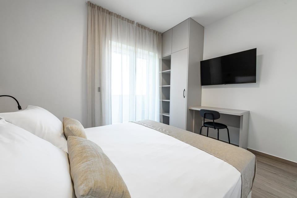 TV and multimedia, Bedroom