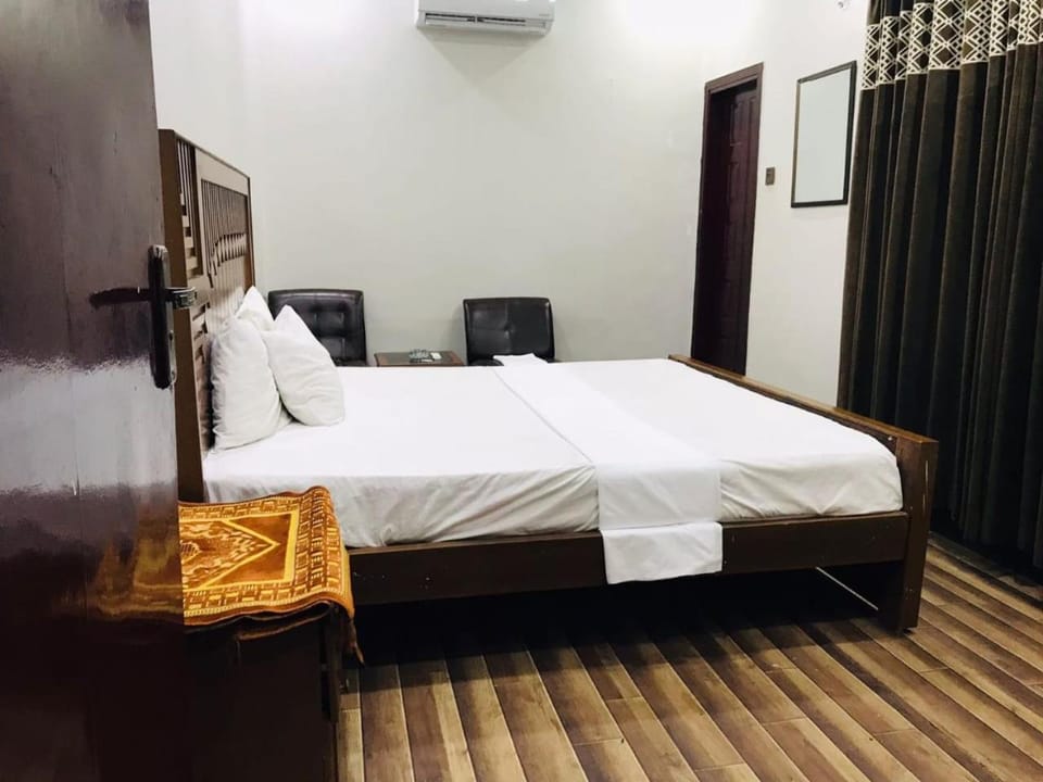 Millat Guest House G9 Bed and Breakfast in Islamabad