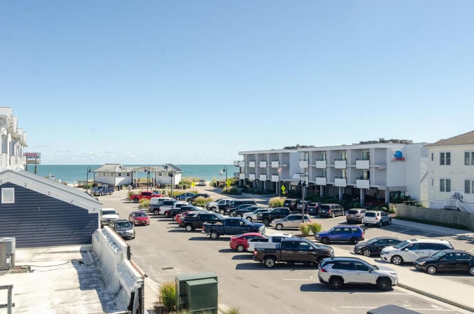 Lipovan by Bryant Real Estate House in Wrightsville Beach