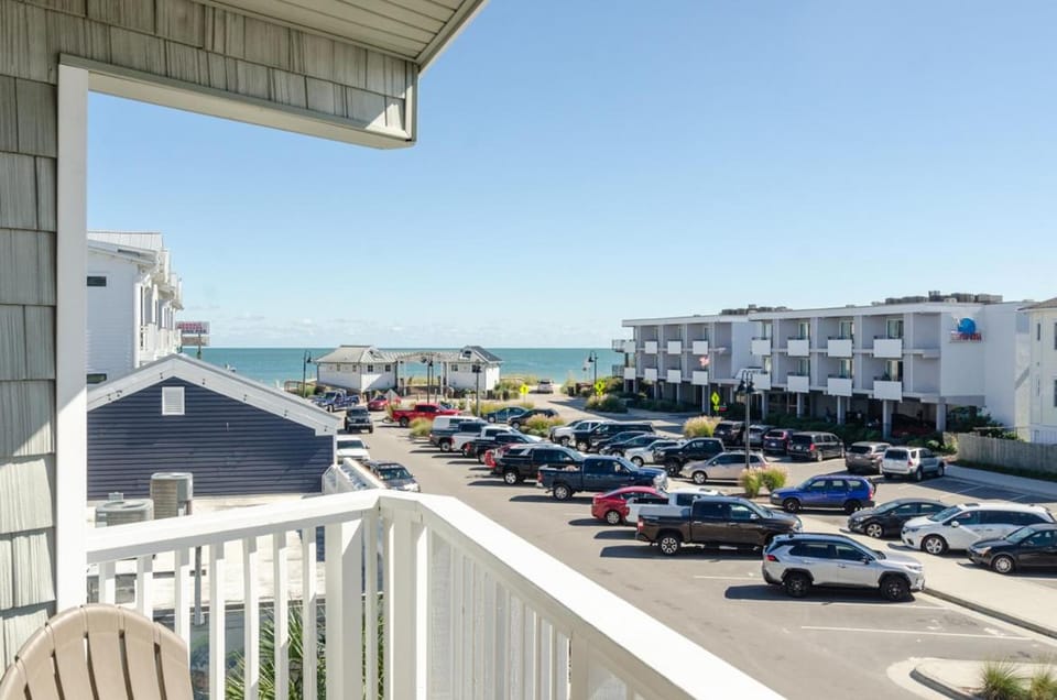 Lipovan by Bryant Real Estate House in Wrightsville Beach
