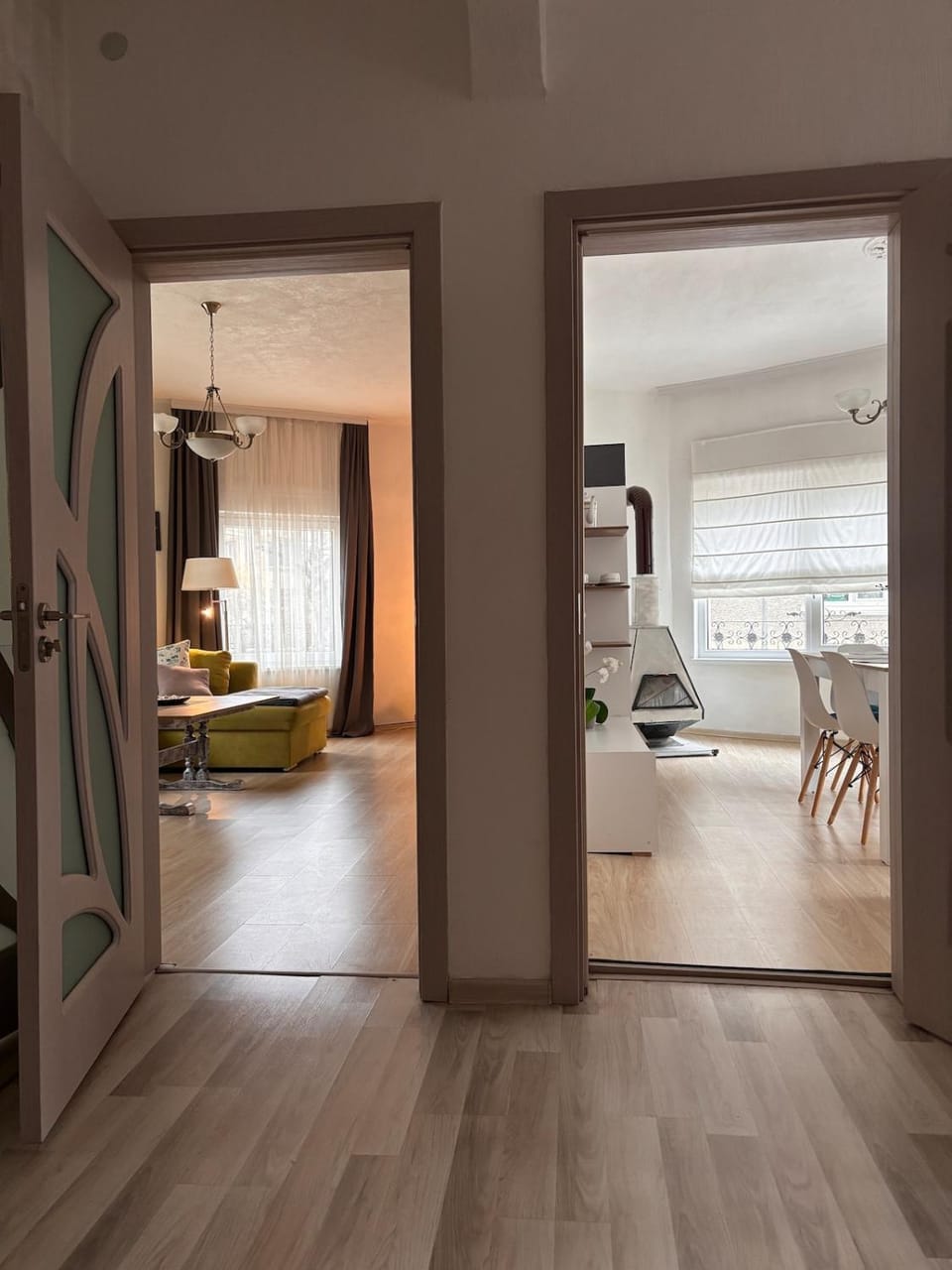 Living room, Dining area