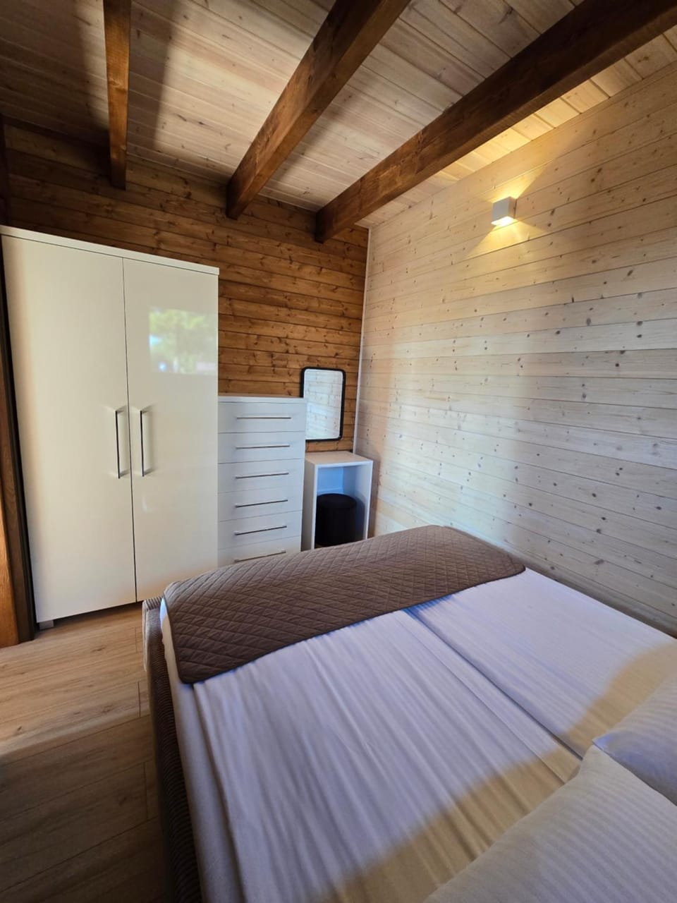 Bed, Photo of the whole room, Bedroom, wardrobe