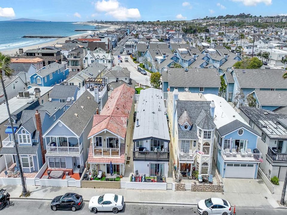3 Bedrooms House in Balboa Peninsula