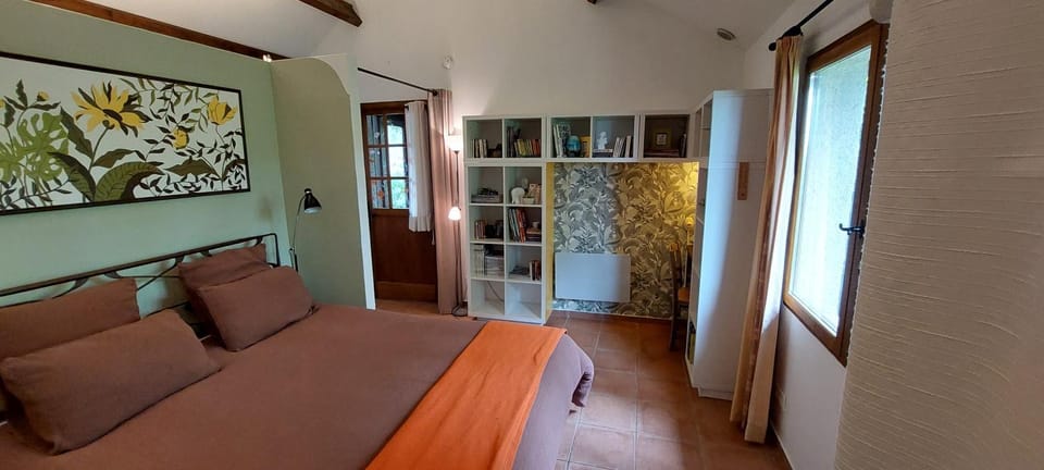 Bed, Library, Bedroom