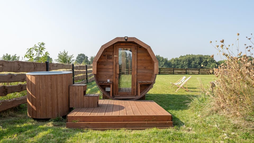 Garden, Sauna