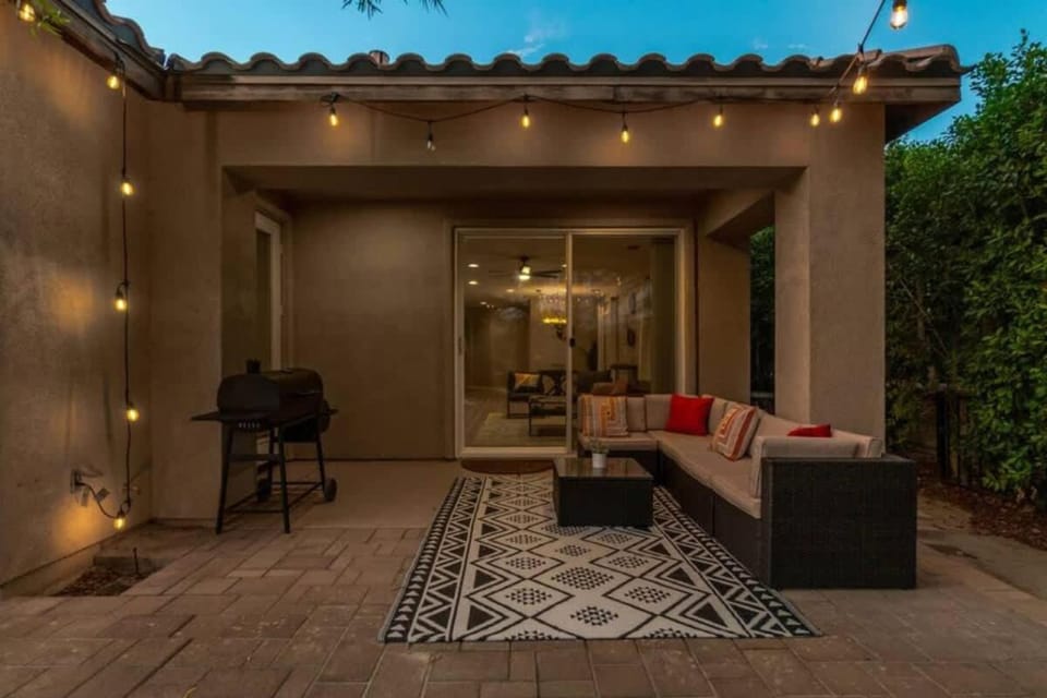 Desert retreat Short Walk to Coachella House in La Quinta