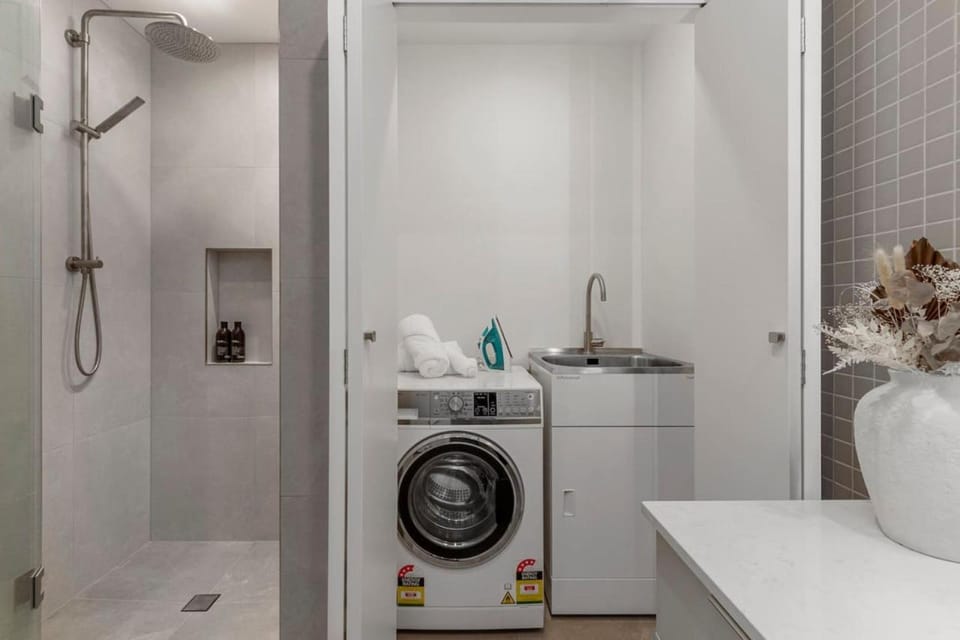 Bathroom, flat iron, washing machine
