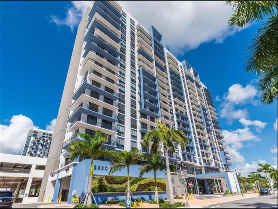 Resort Style Luxury Living in Doral, Miami Apartment in Doral