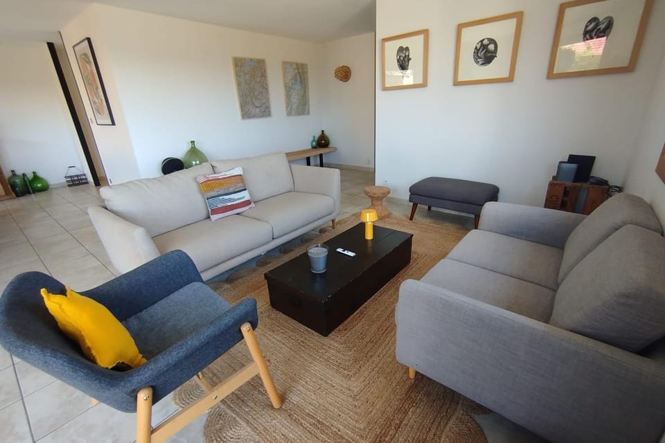 Beautiful Villa with Pool and Lake View Villa in Auvergne-Rhône-Alpes