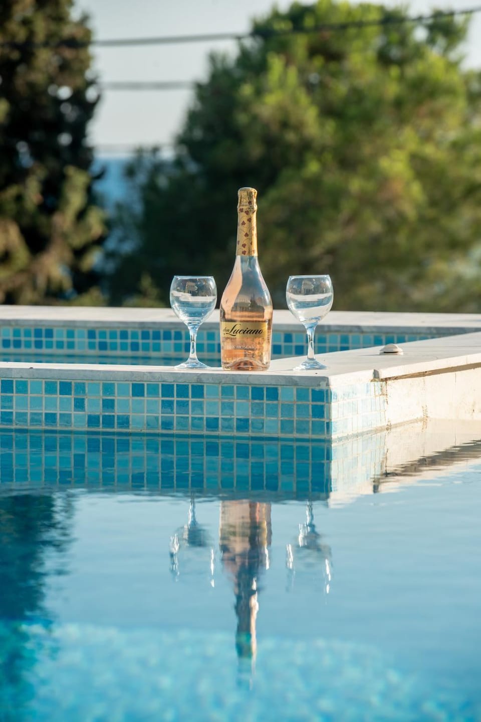 Swimming pool, Swimming pool, Alcoholic drinks