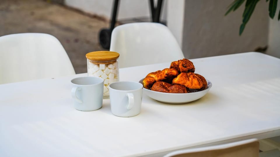 Patio, Breakfast