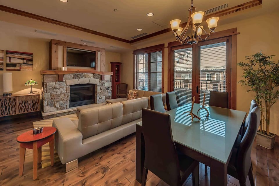 Big Horn Lodge 403 by East West Hospitality Apartment in Northstar Drive
