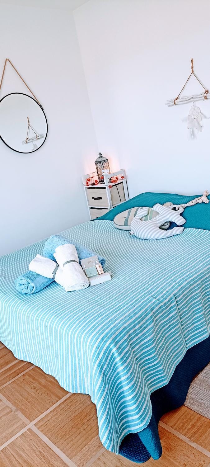 Chambre vue Nice & mer Vacation rental in Nice