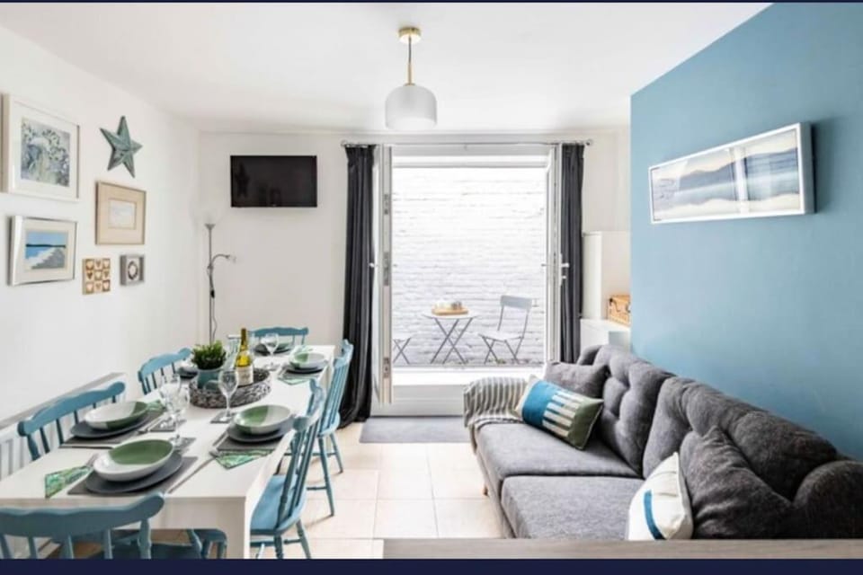 Seabreeze Pet friendly 3 bedroom house by the sea House in Great Yarmouth