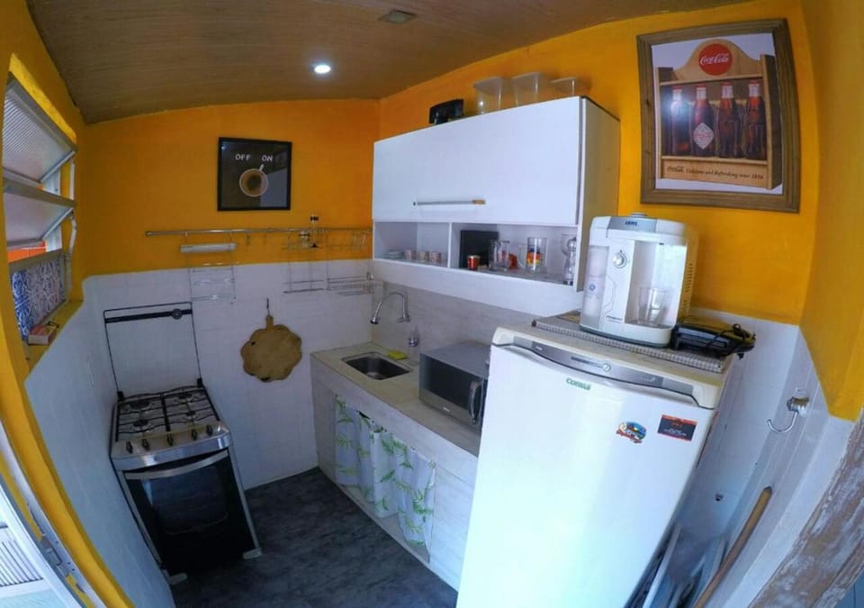 Kitchen or kitchenette, Communal kitchen