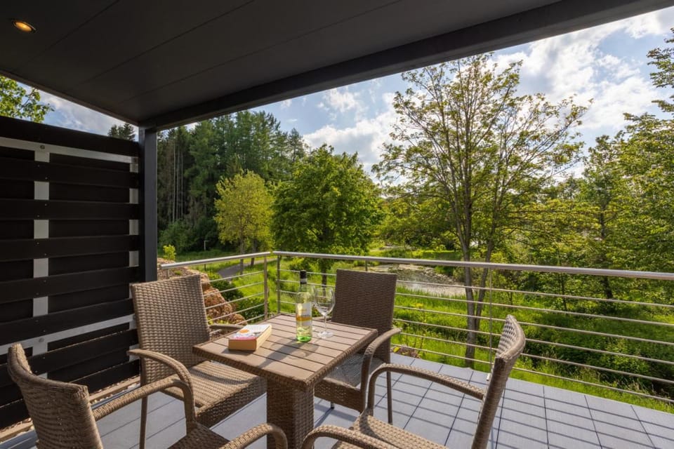Chalet Stadtmauer I Terrasse I Seeblick I Wandern House in Vulkaneifel