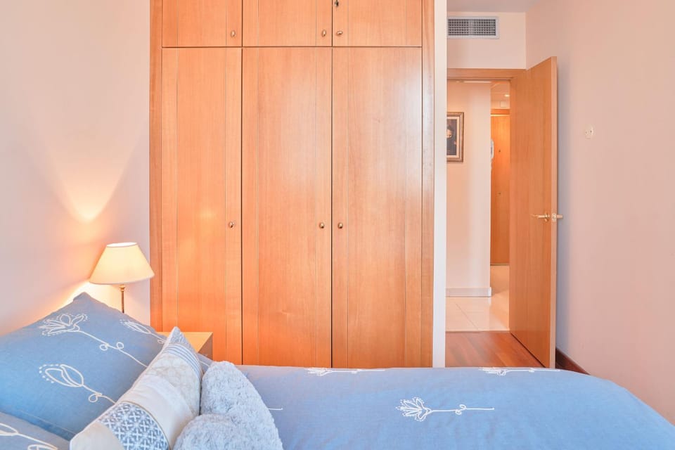 Bed, Bedroom, wardrobe