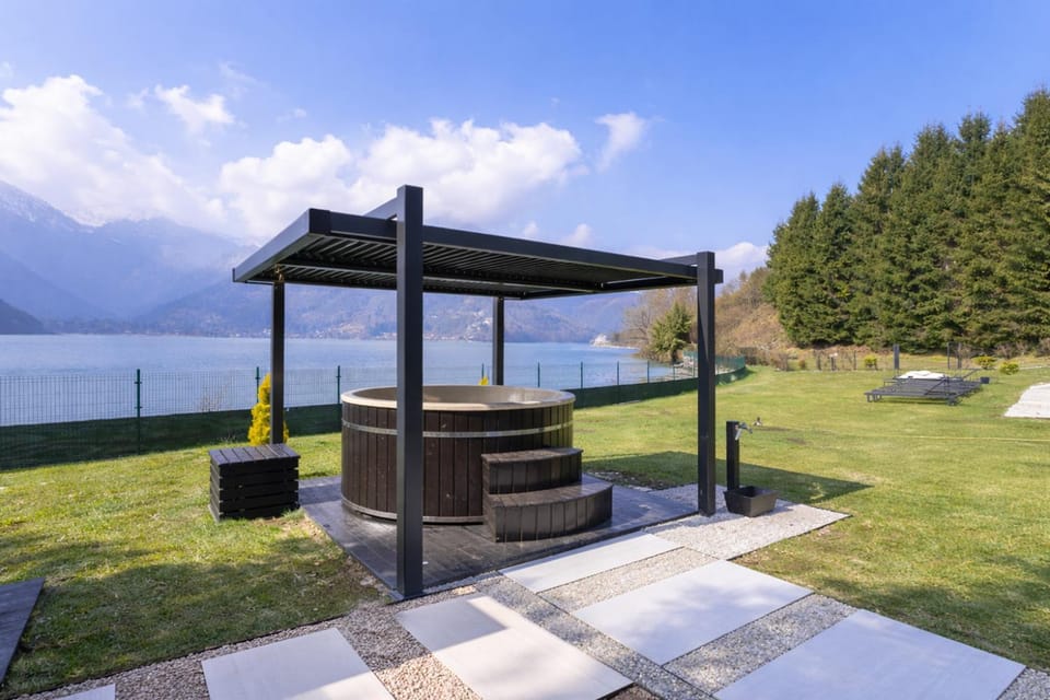 Nearby landmark, Spring, Day, Natural landscape, Garden, Garden view, Lake view, Mountain view, Open Air Bath