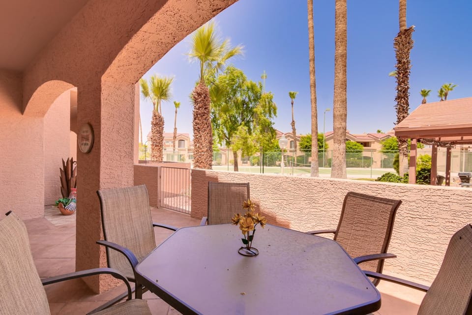 Patio & Pool Access: Lake Havasu City Gem House in Lake Havasu City
