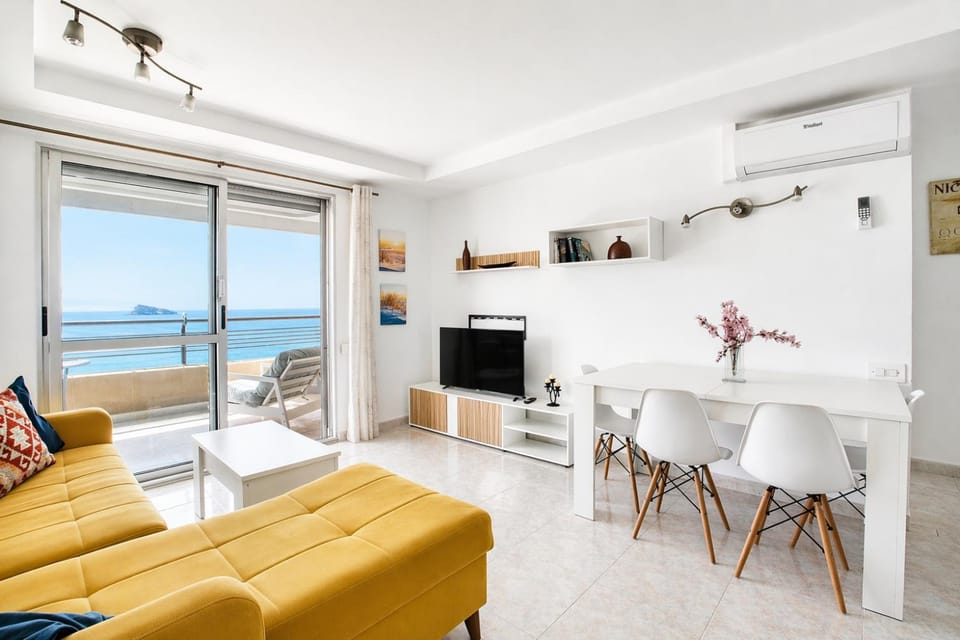 TV and multimedia, Living room, Dining area, Sea view