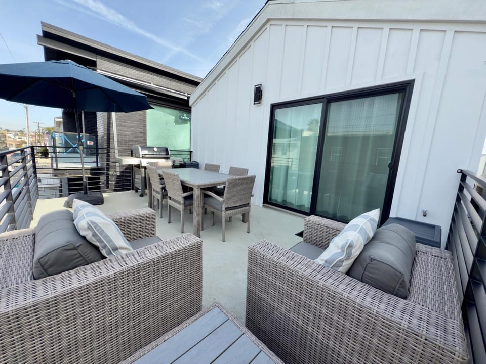 3 Bedrooms House in Balboa Peninsula