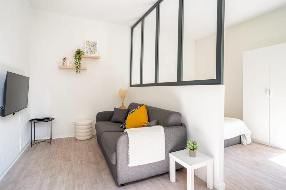 06BZ - Modern apartment in the heart of the port Apartment in Nice