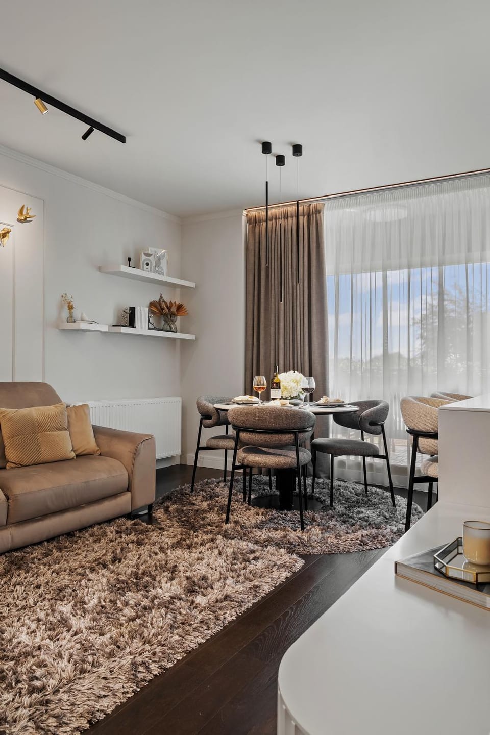 Living room, Seating area, Dining area