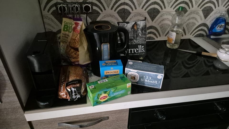 Coffee/tea facilities