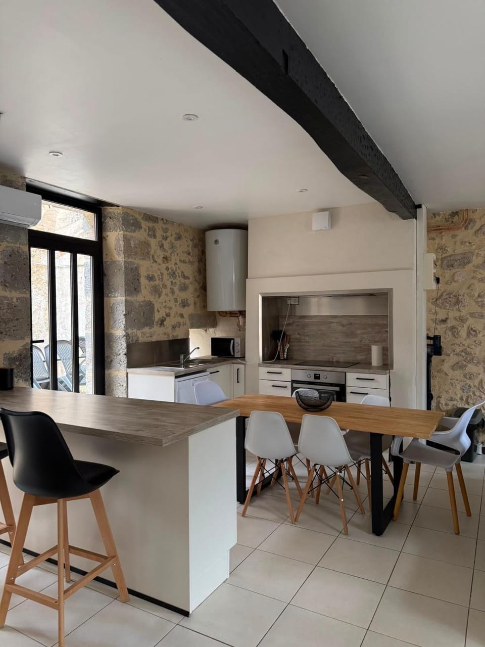 Charmante Maison De Ville Apartment in Nouvelle-Aquitaine