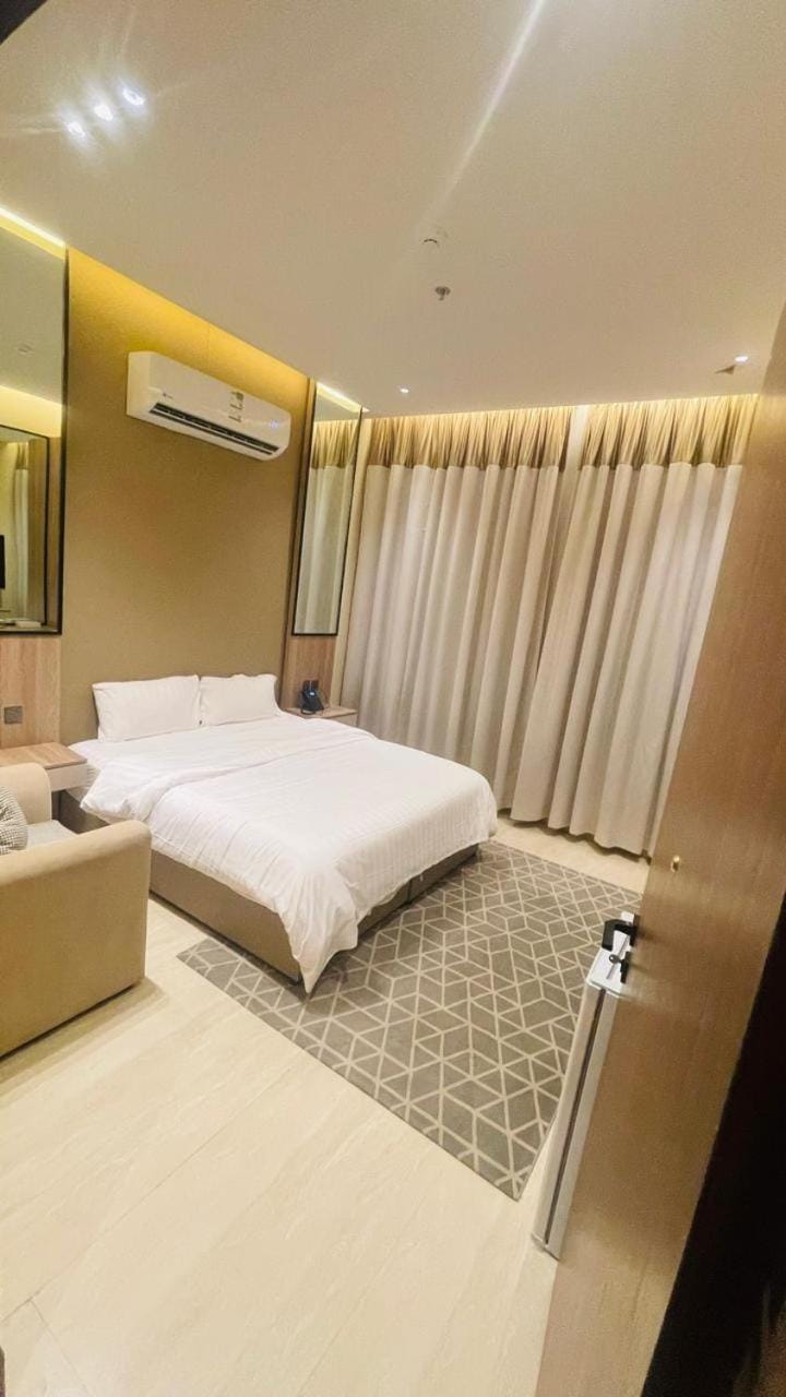 شقق روشن ان للشقق المخدومة Apartment hotel in Riyadh