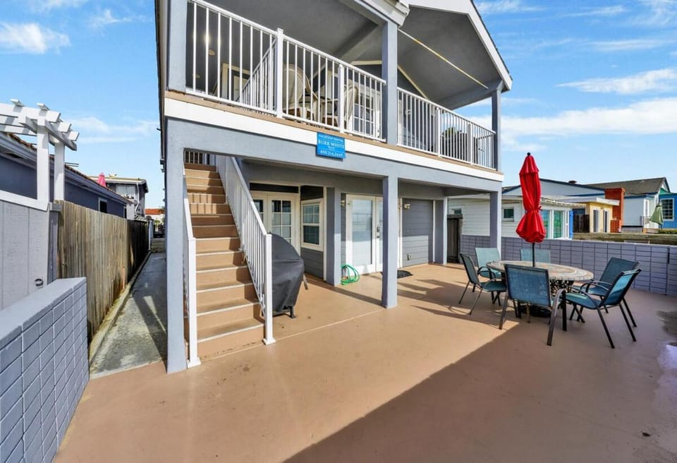 1404 W Oceanfront A Apartment in Balboa Peninsula