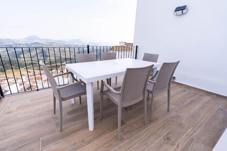 Natural landscape, View (from property/room), Balcony/Terrace, Mountain view