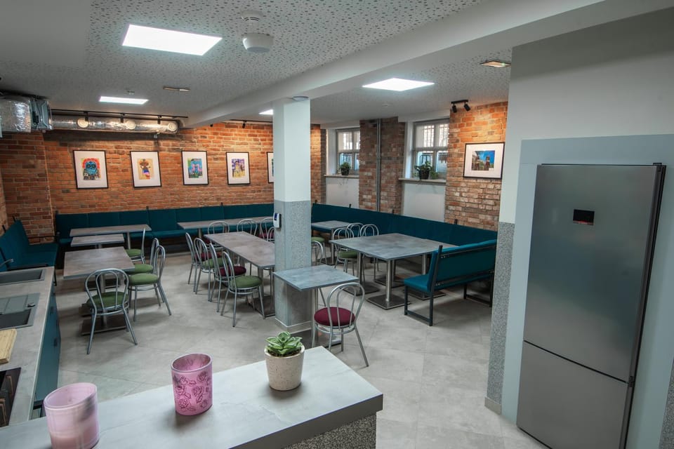 Communal lounge/ TV room, Game Room, Dining area, Communal kitchen, kitchen