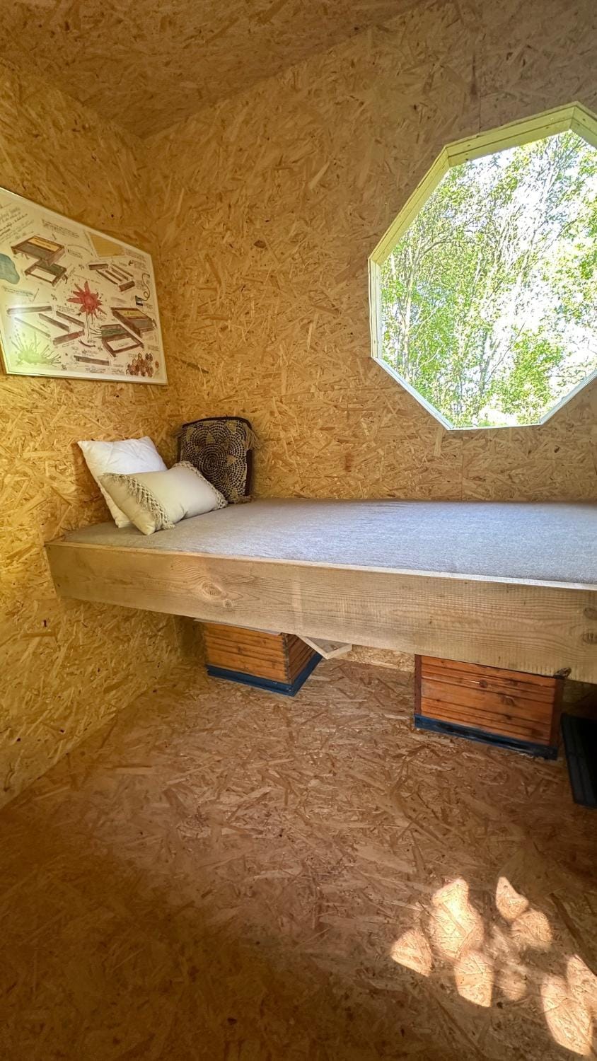 Apidomek Luxury tent in Czechia